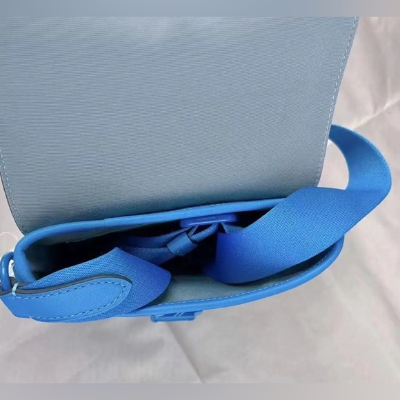 COACH Track Small Flap Crossbody In Signature Canvas! - Picture 5 of 11